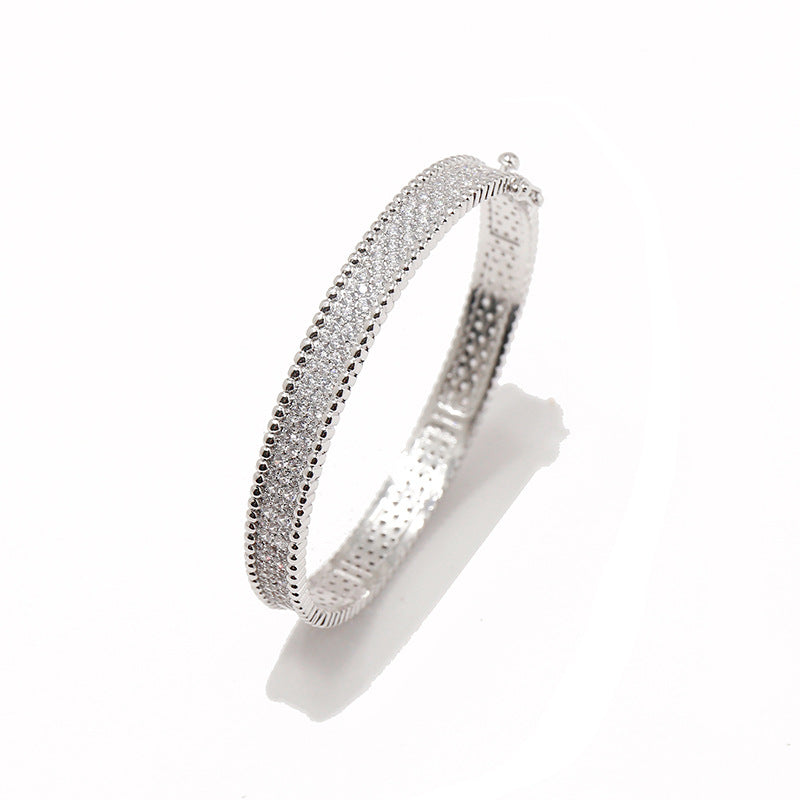 Monet 18K Gold Plated Bangle - Jera Paris Jewelry