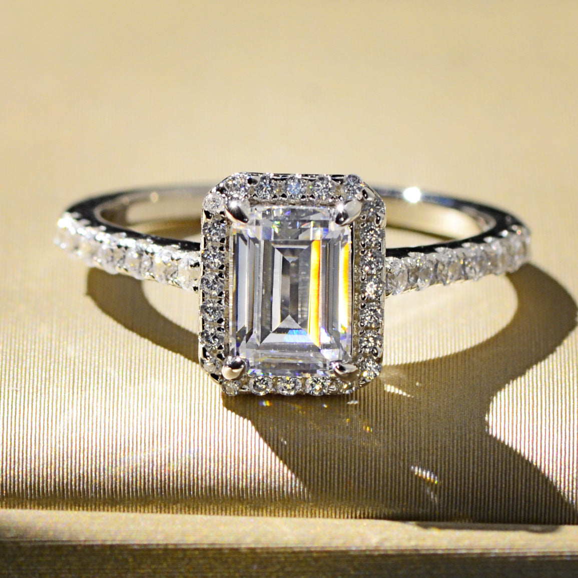 Gia Emerald Platinum 4ct. Ring - Jera Paris Jewelry