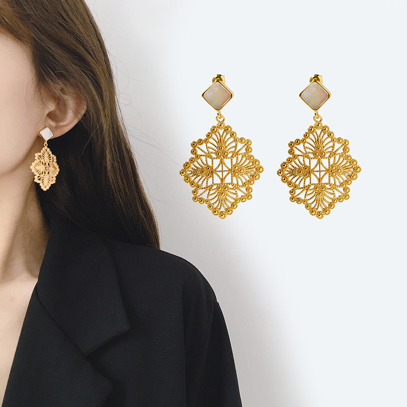 Lace Exotic Golden Vintage Earrings - Jera Paris Jewelry