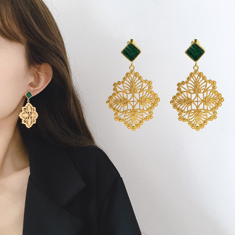 Lace Exotic Golden Vintage Earrings - Jera Paris Jewelry