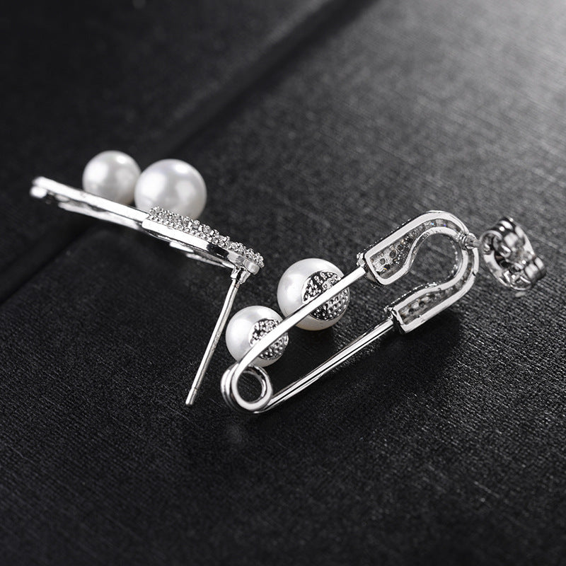 Chic Shell Pearl Pave Earrings - Jera Paris Jewelry