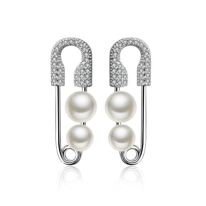 Chic Shell Pearl Pave Earrings - Jera Paris Jewelry