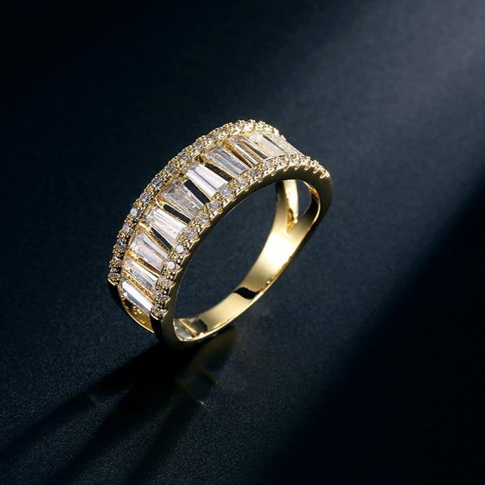 Amaze Sparkle Band Ring - Jera Paris Jewelry