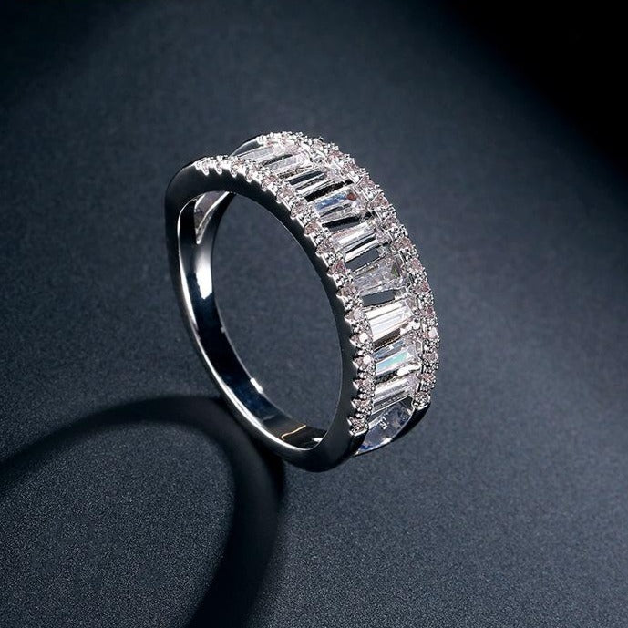 Amaze Sparkle Band Ring - Jera Paris Jewelry