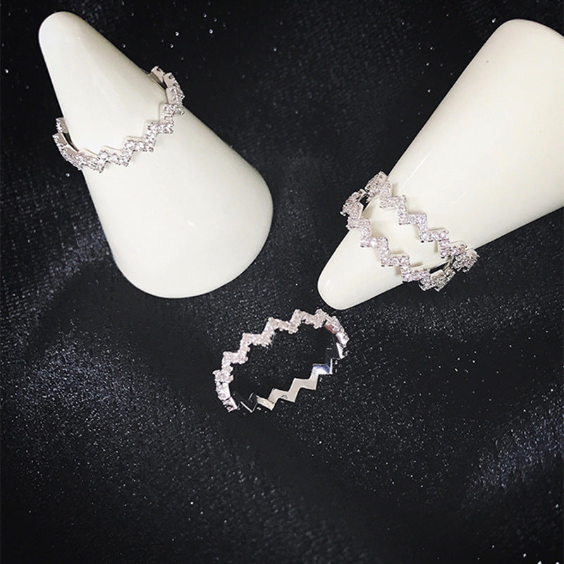 Edith Pave Platinum Modern Ring - Jera Paris Jewelry