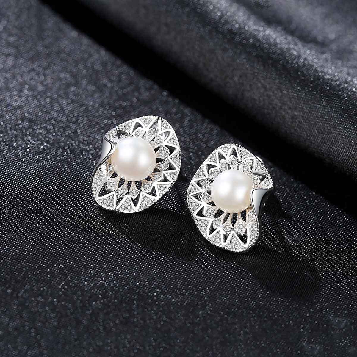 Ovi Gold Plated Fresh Pearl Earrings - Jera Paris Jewelry
