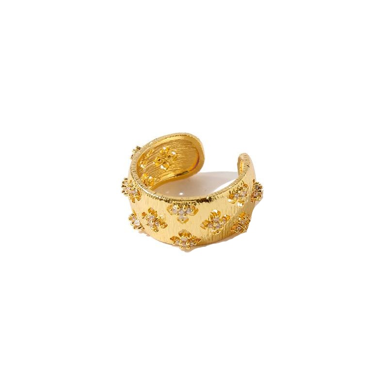 Vintage Chic Golden Hoop Ring - Jera Paris Jewelry